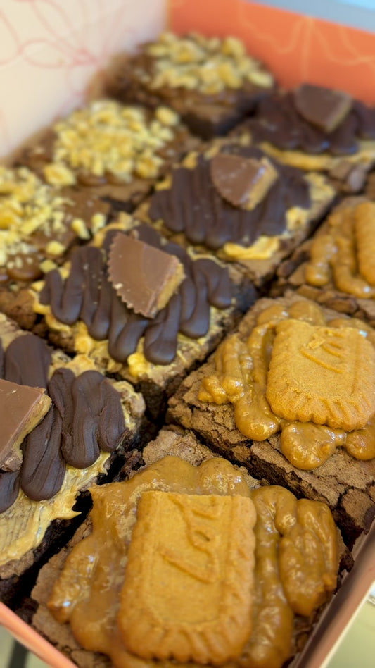 BOX BROWNIE CON TOPPING
